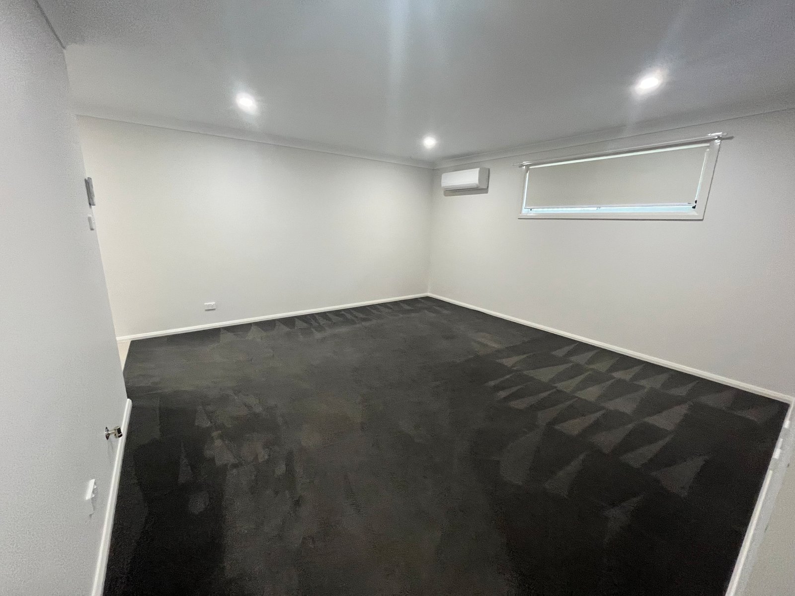 1/79 Kenny Drive TAMWORTH 9