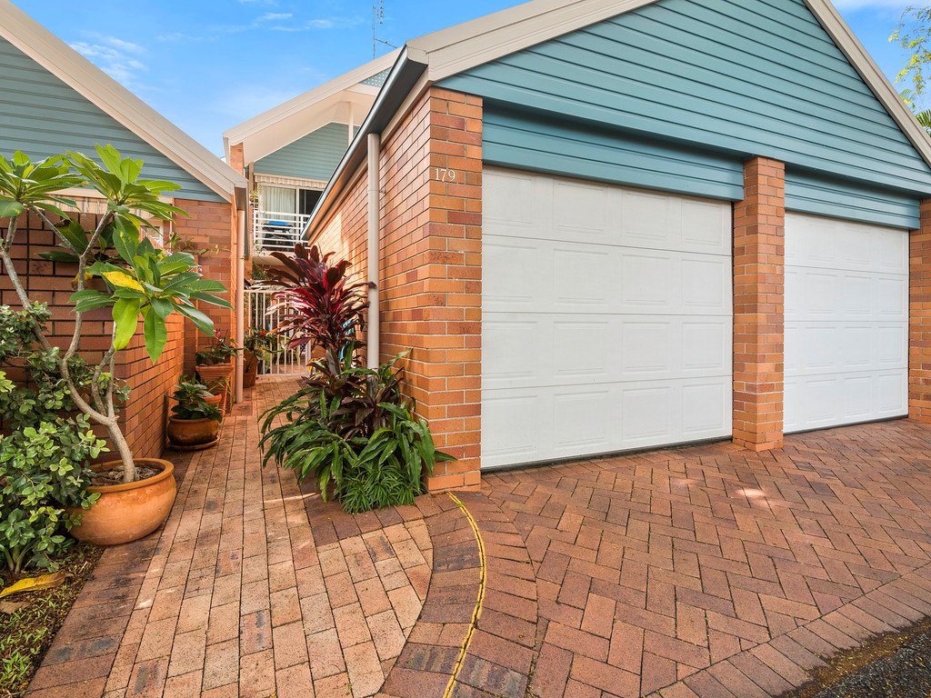 179 Mariners Drive West  TWEED HEADS 9