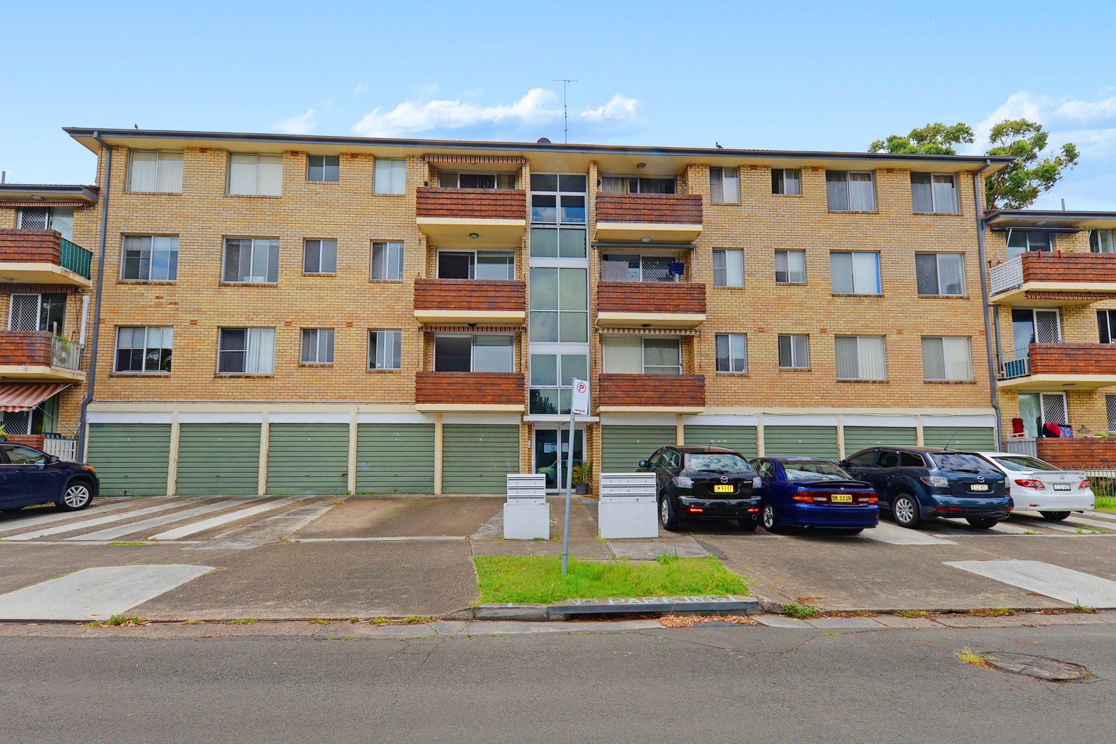 17/9 Nilson Avenue HILLSDALE 4