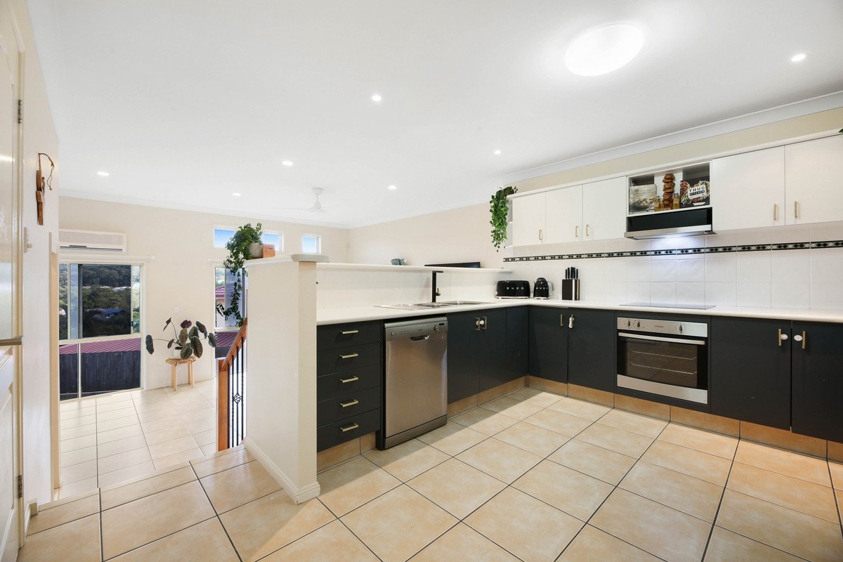 1/79 Sky Royal Terrace Burleigh Heads 7