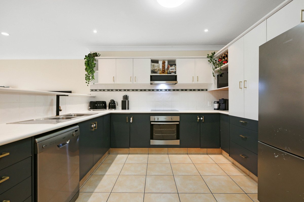 1/79 Sky Royal Terrace Burleigh Heads 8