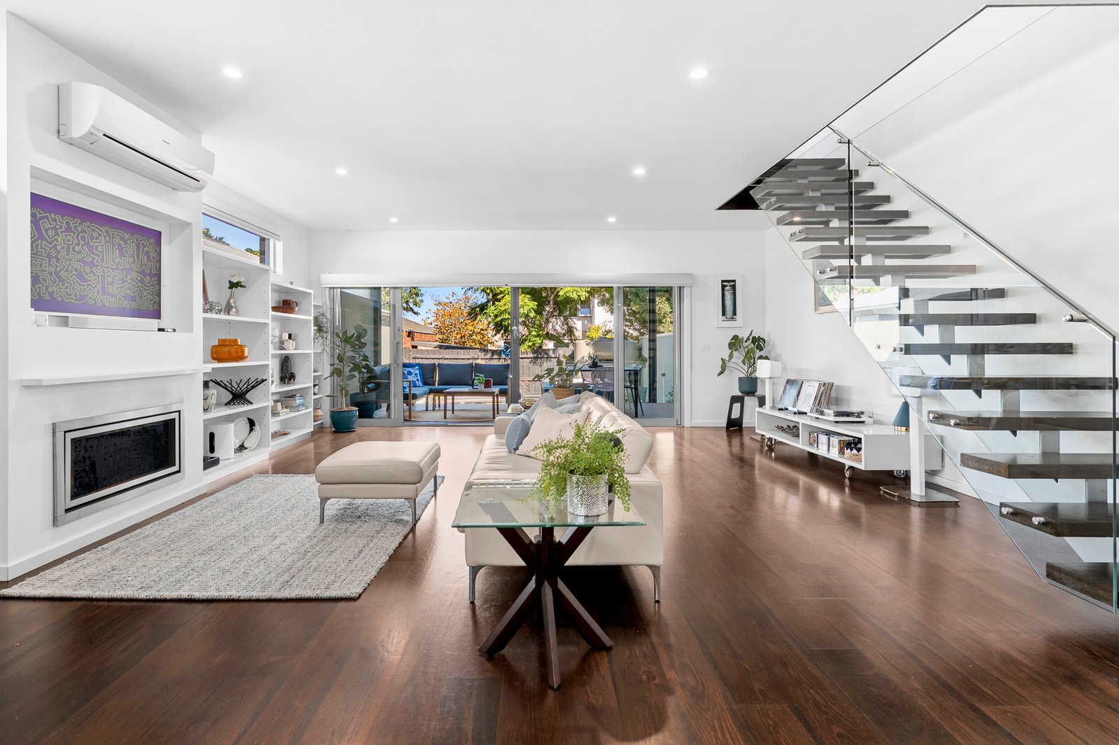 Gallery: 17a Bond Street