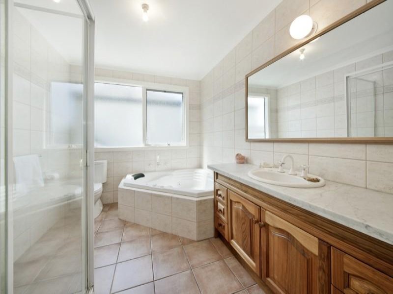 Gallery: 17A Brindisi Street