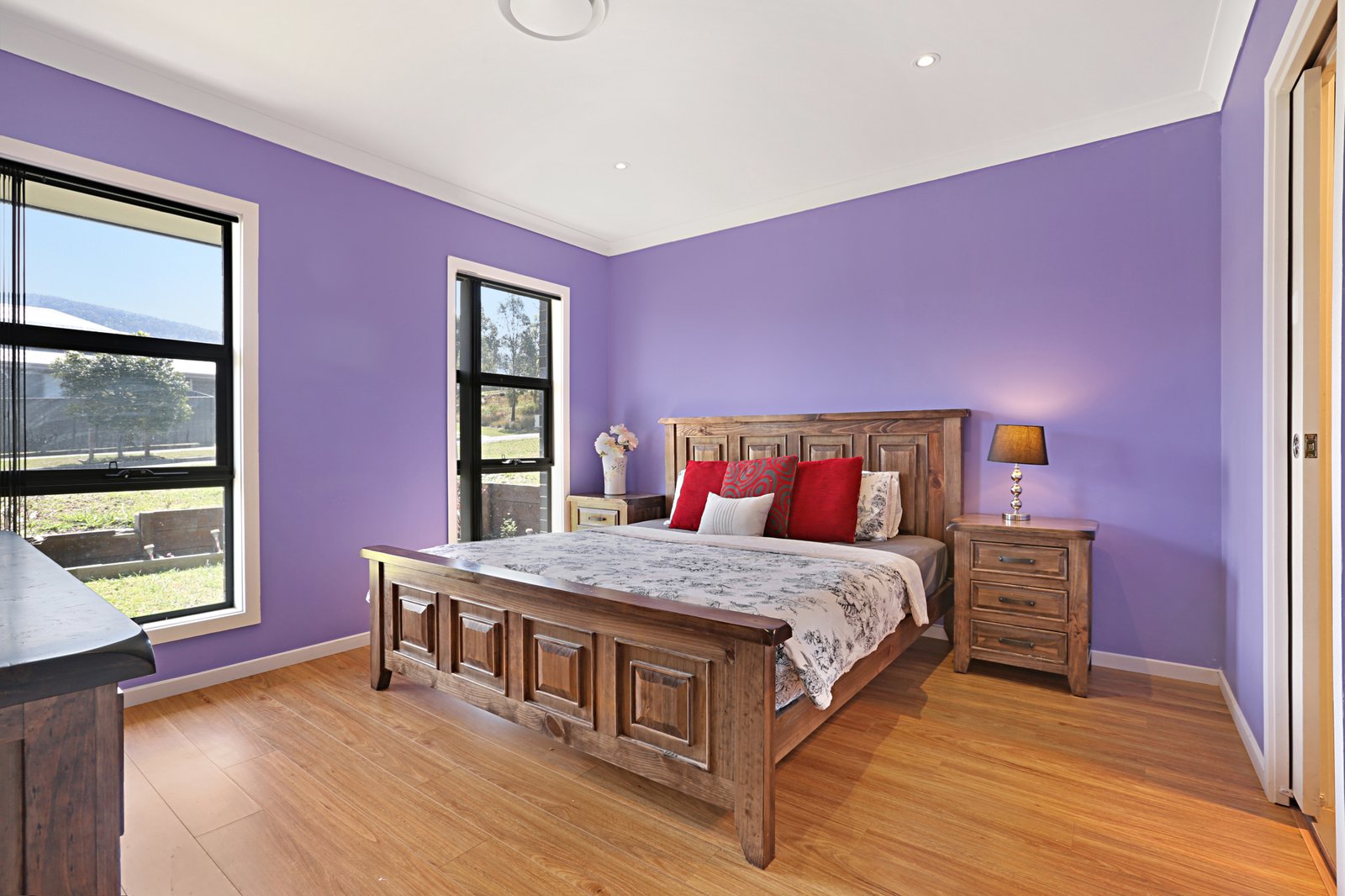 17a Brooks Reach Road HORSLEY 5