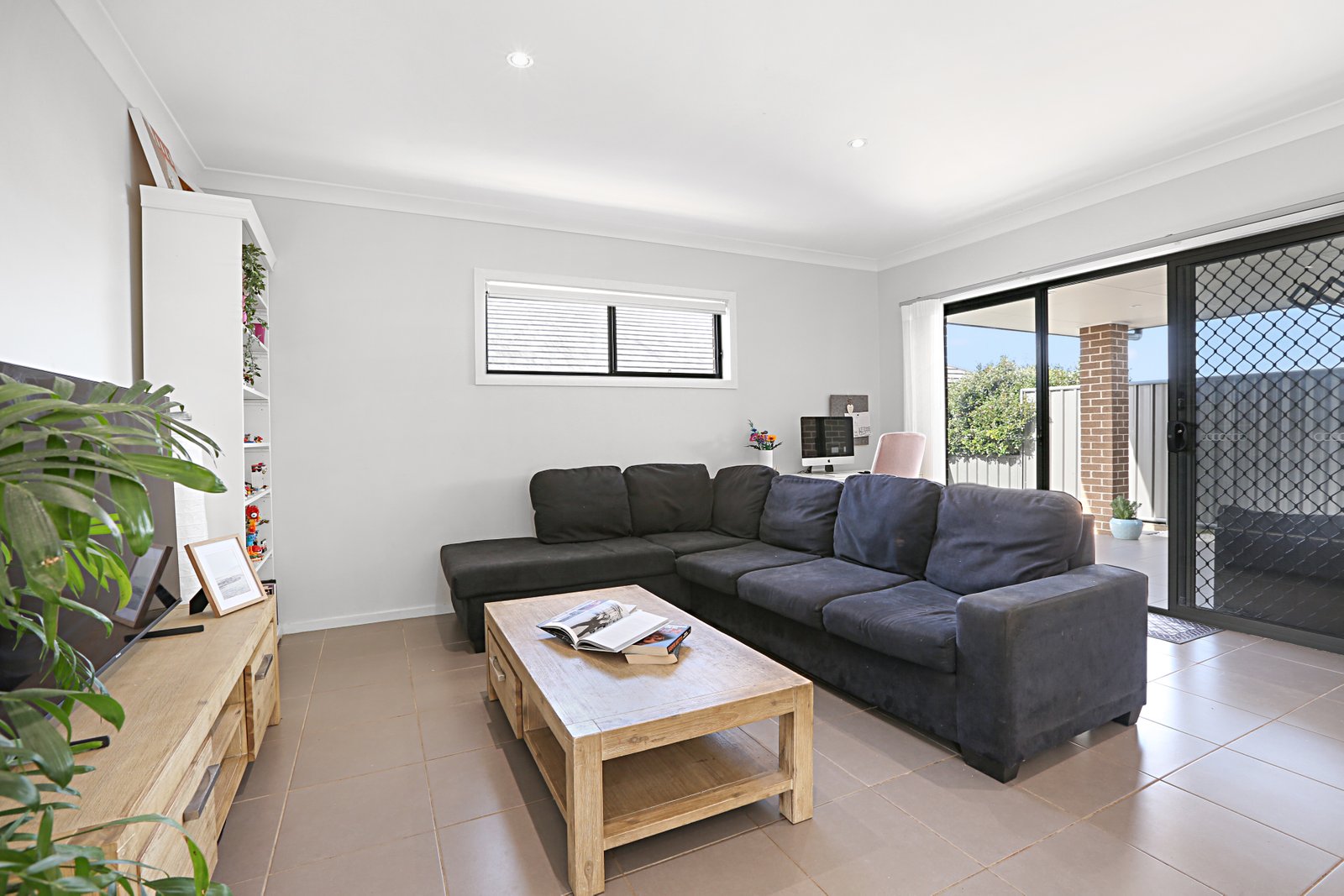 17a Brooks Reach Road HORSLEY 4