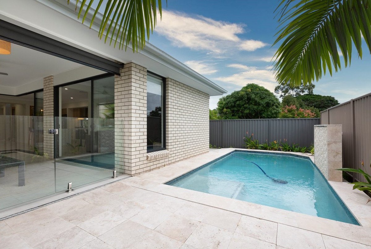 1/7a Canara Street Benowa 4