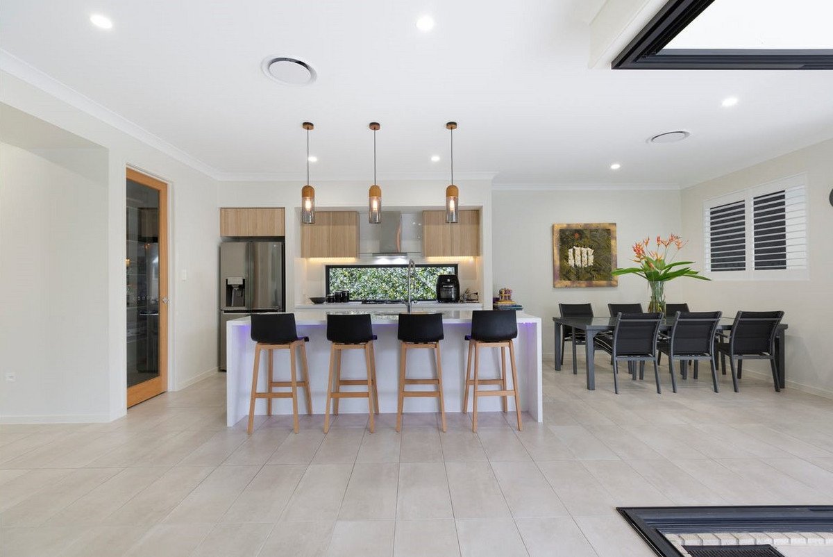 1/7a Canara Street Benowa 6