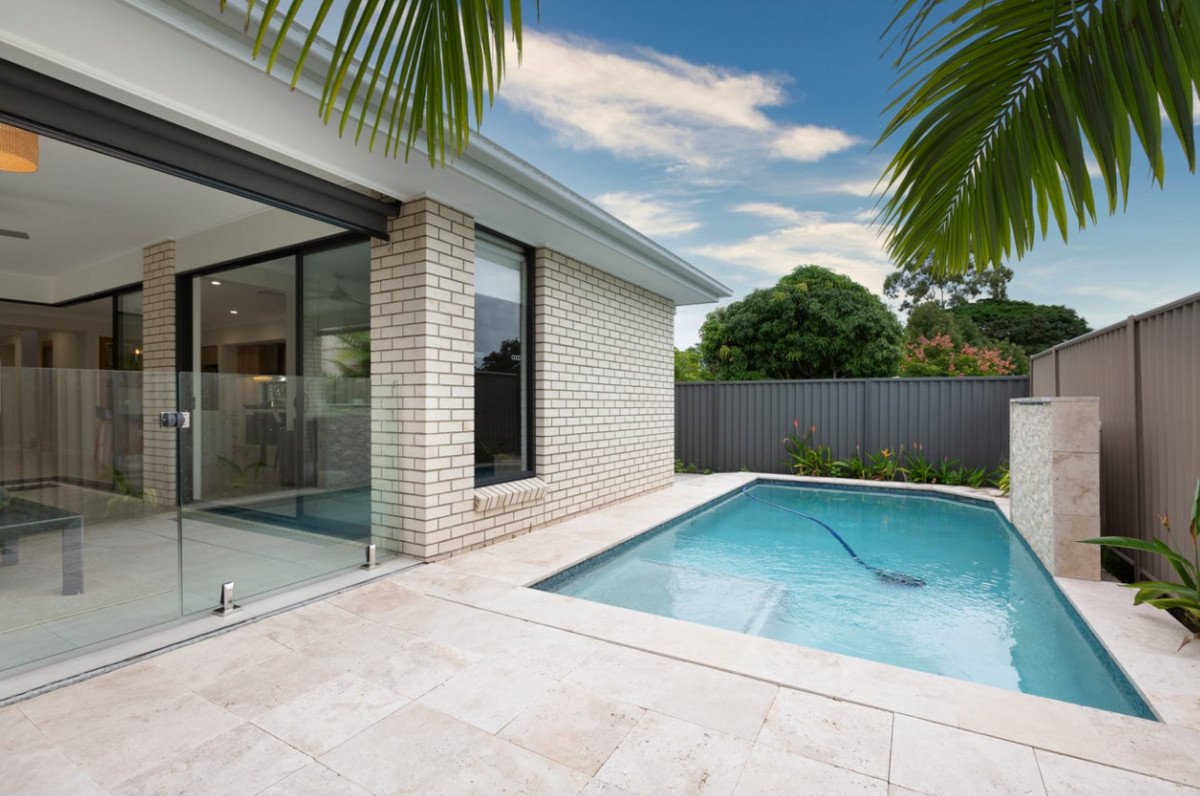 1/7a Canara Street Benowa 20