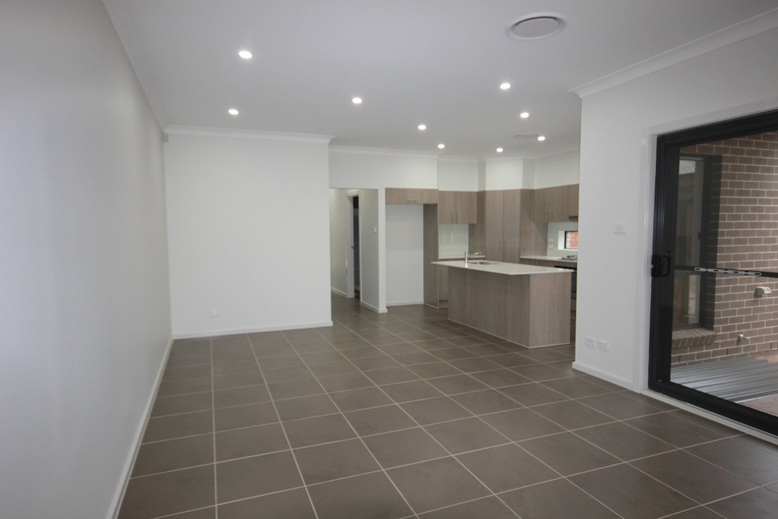 17A Carson Street PANANIA 8