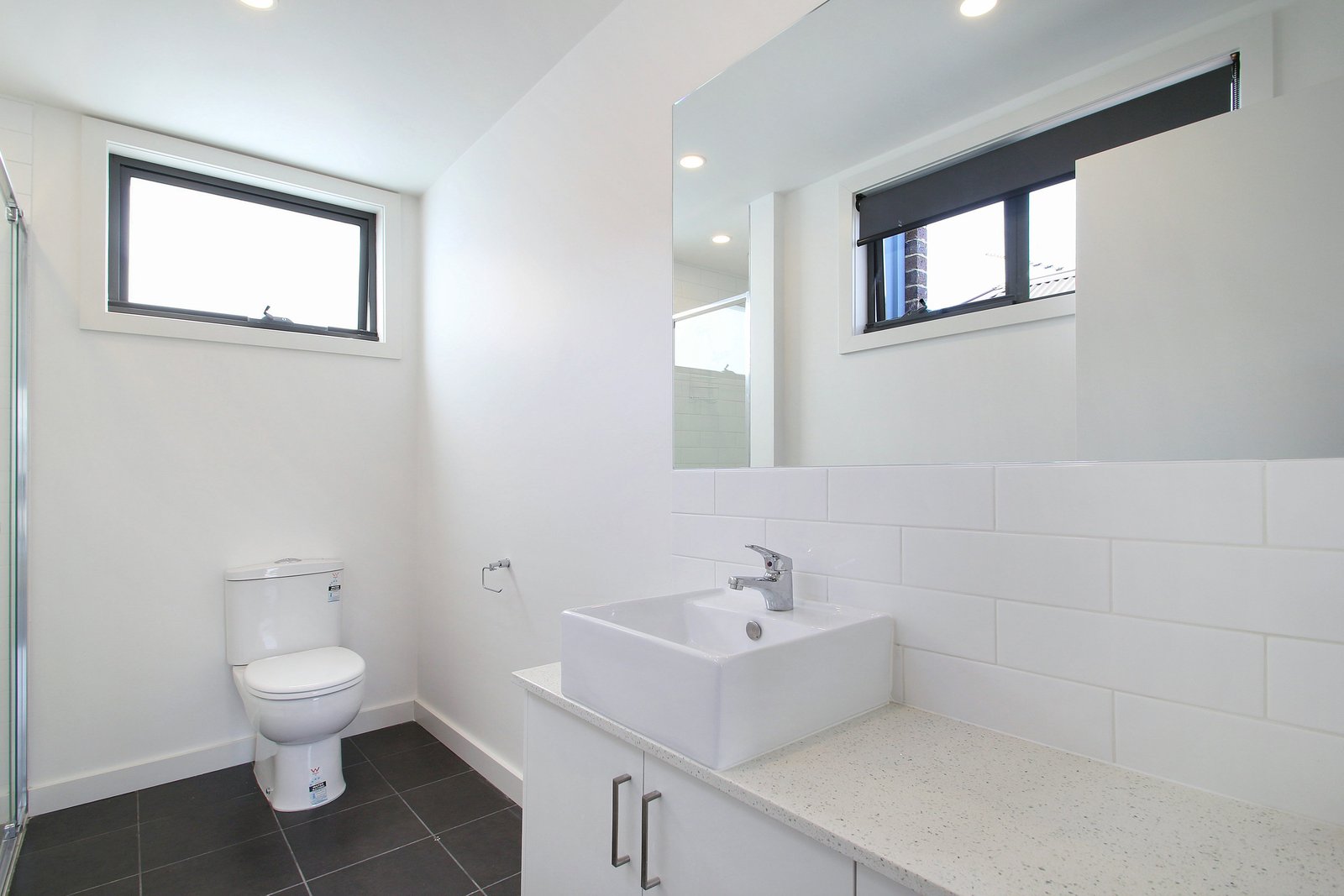 Gallery: 17a Earl Street