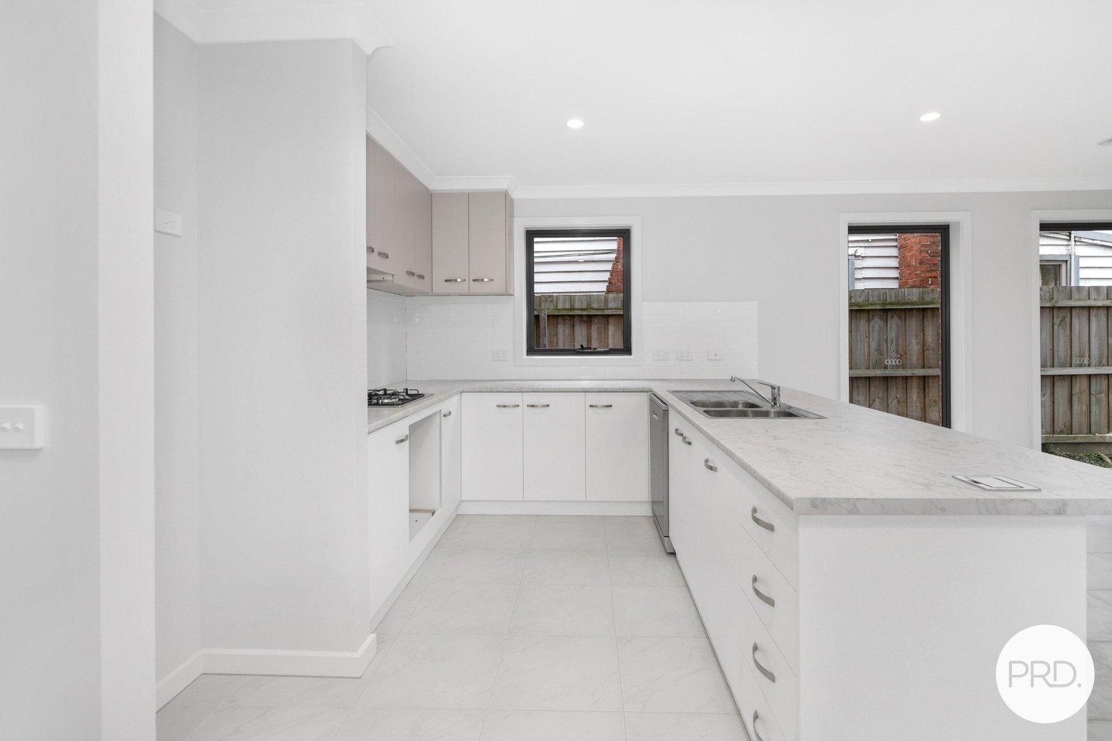 1/7A Eddy Street GOLDEN POINT 2