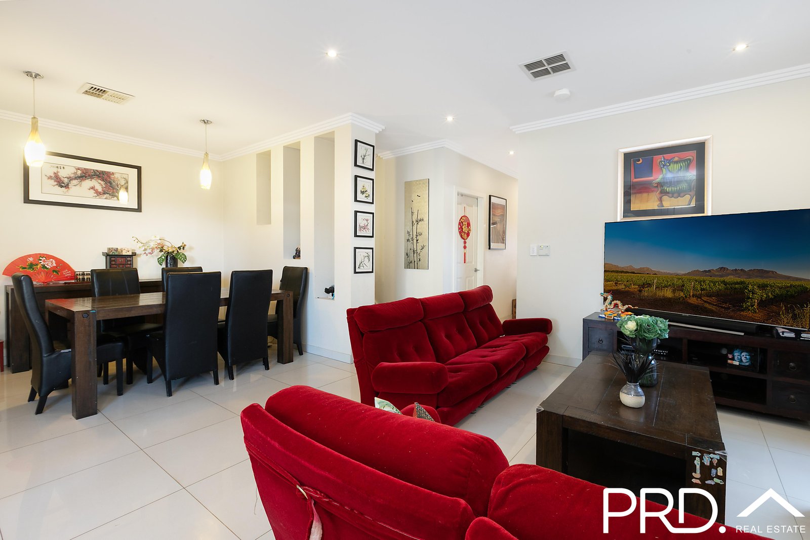 17a Edinburgh Drive REVESBY HEIGHTS 3