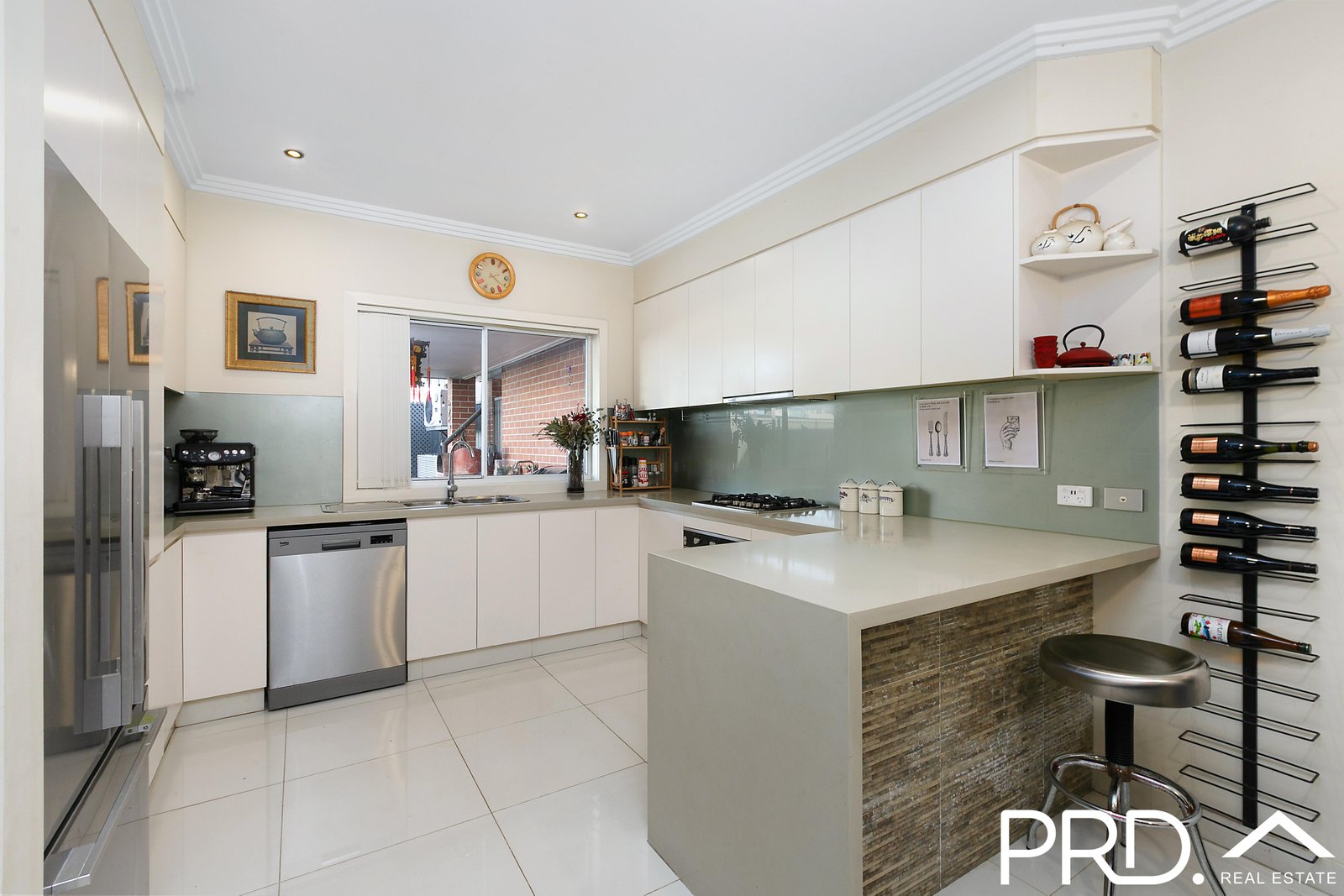 17a Edinburgh Drive REVESBY HEIGHTS 4