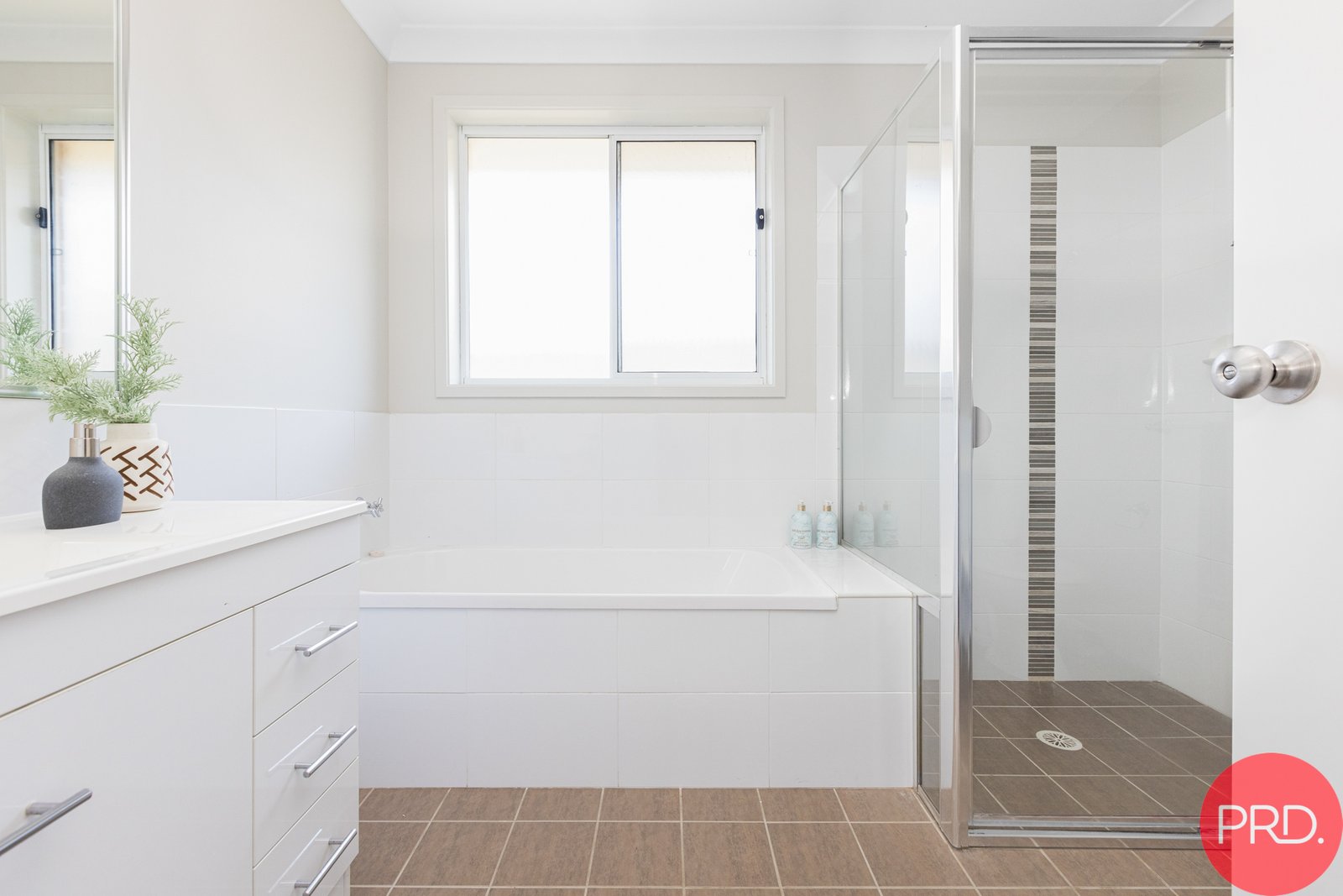 17a Evans Street GRETA 7