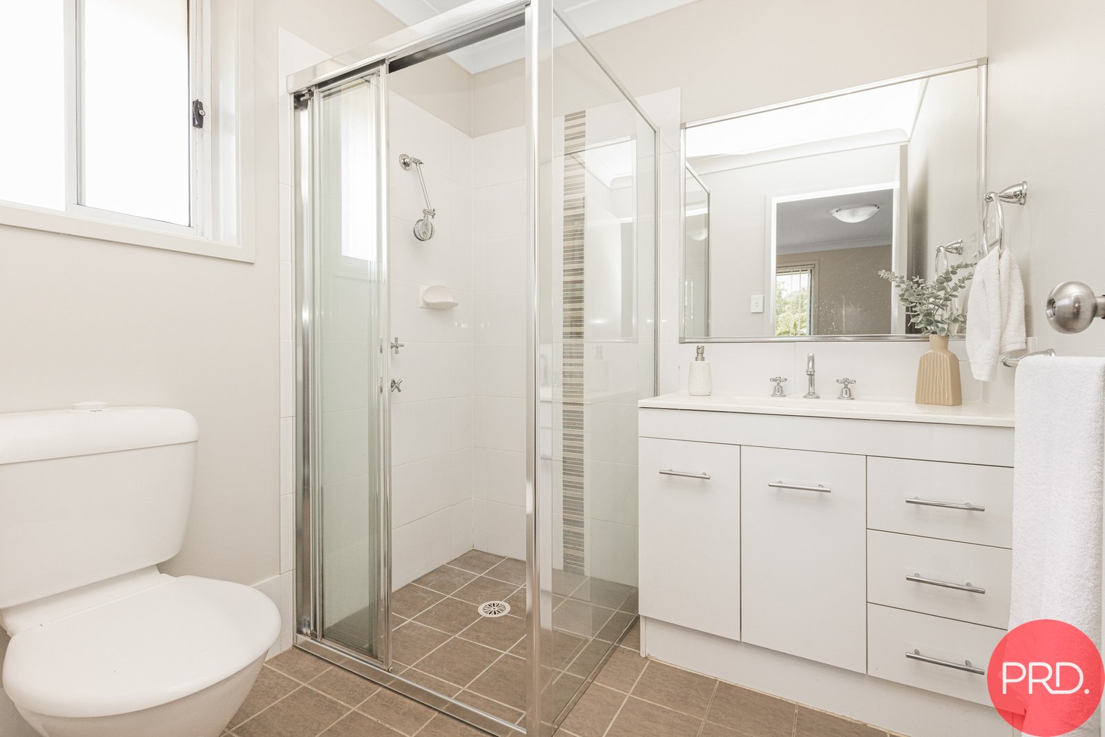 17a Evans Street GRETA 16