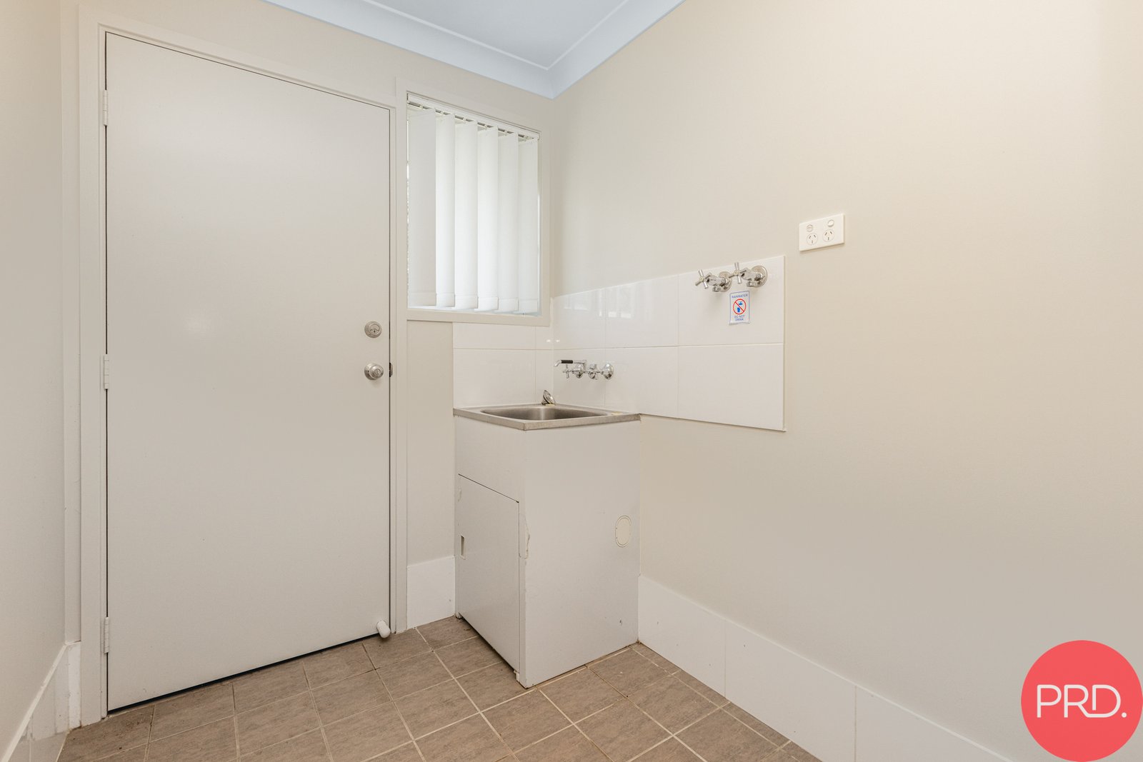 17a Evans Street GRETA 30