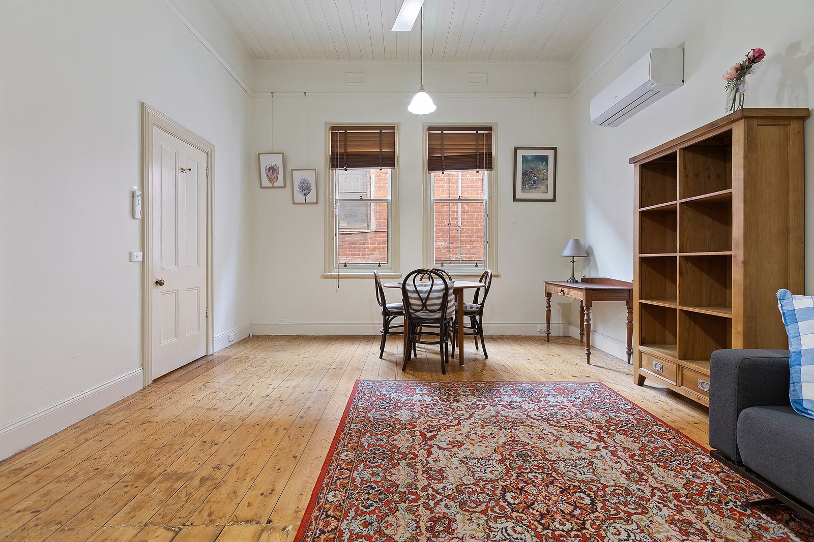 Gallery: 17A Forest St