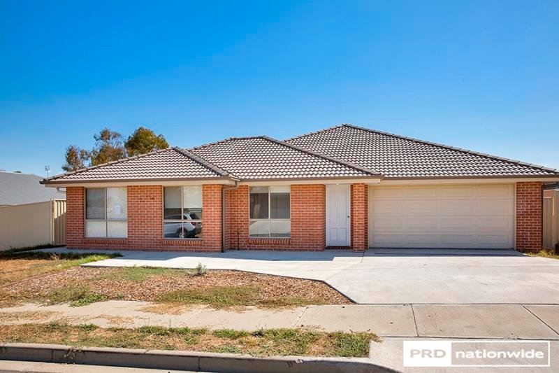 17a Goodwin Street TAMWORTH 1