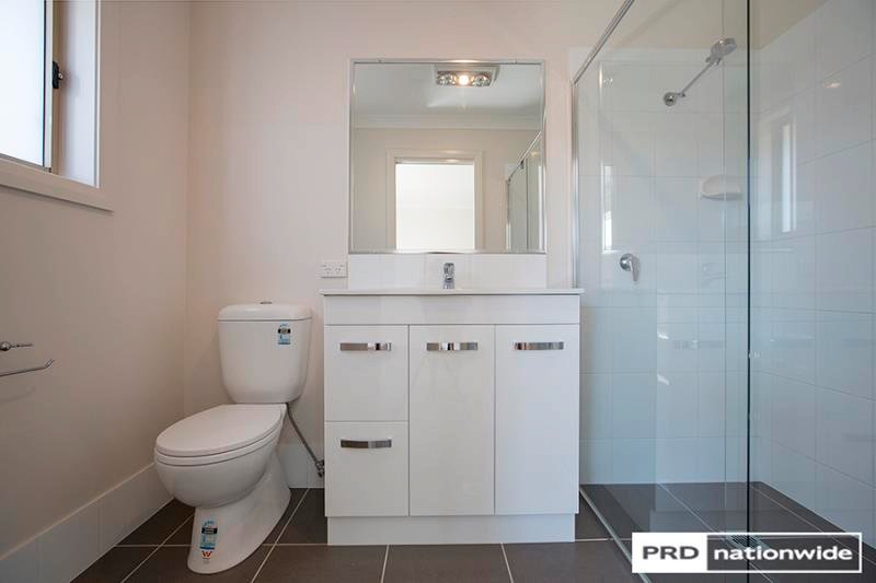 17a Goodwin Street TAMWORTH 6