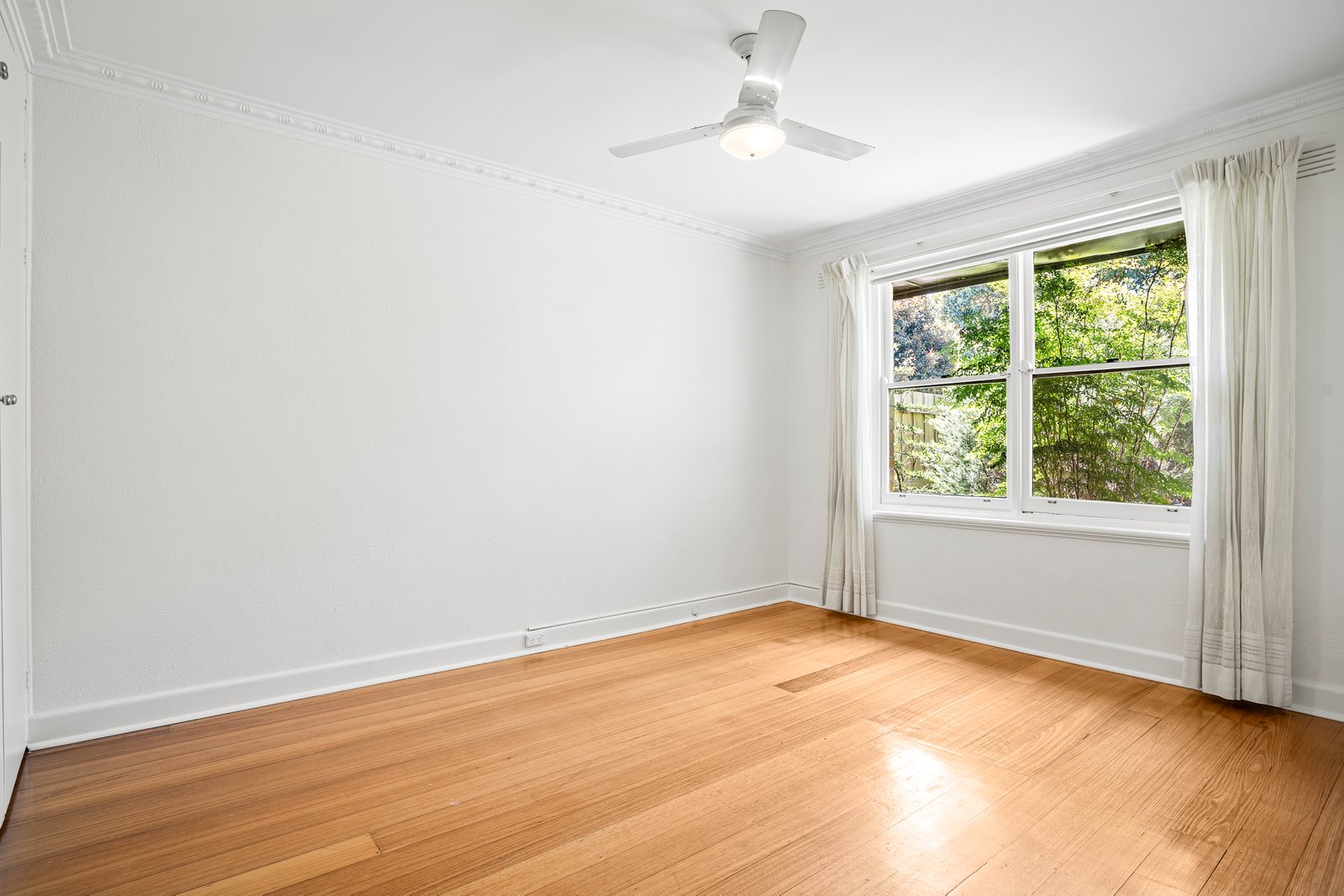 Real Estate and Property in 17a Marara Road, Caulfield South, VIC