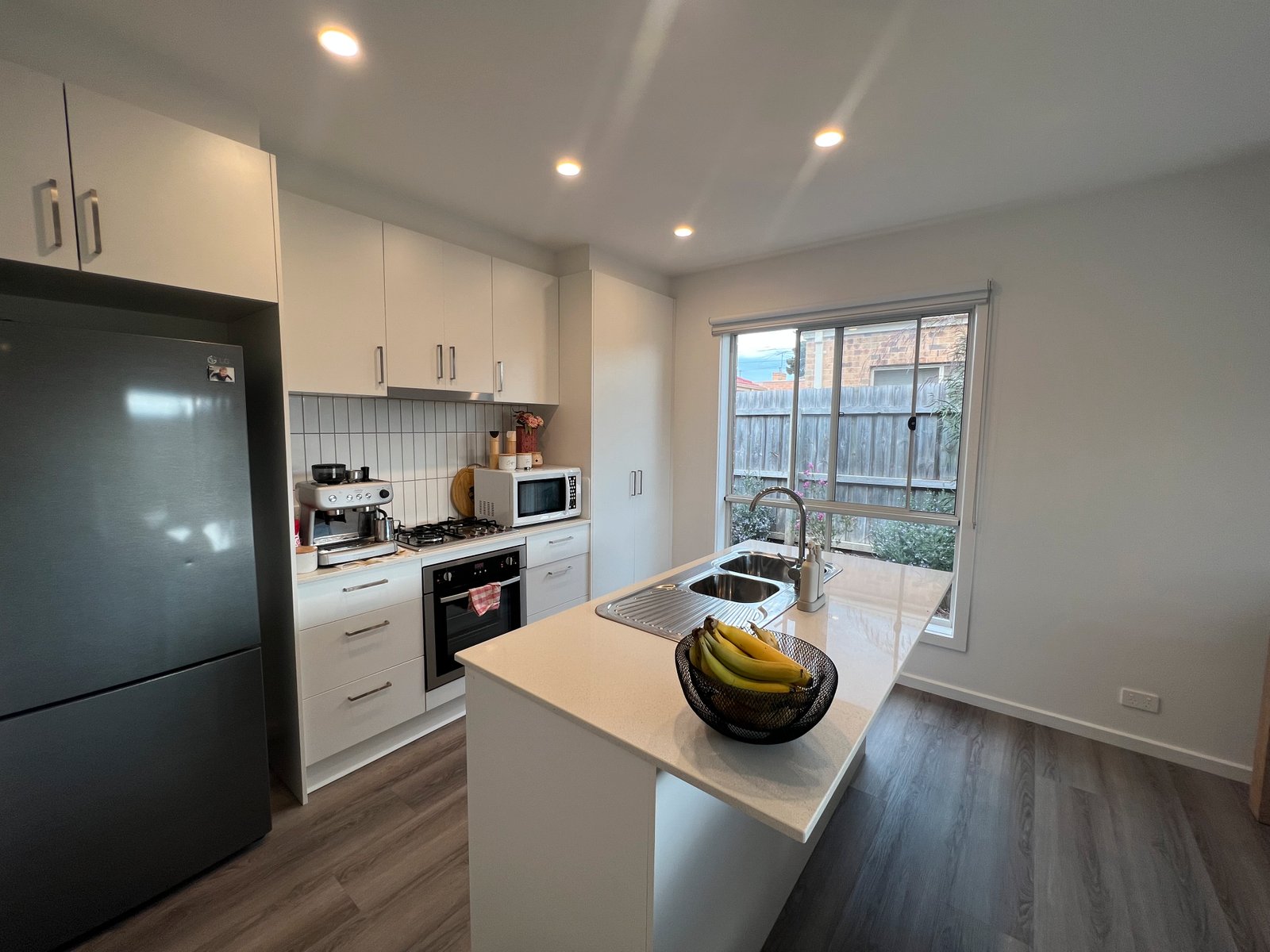 Gallery: 17a Osborne Avenue