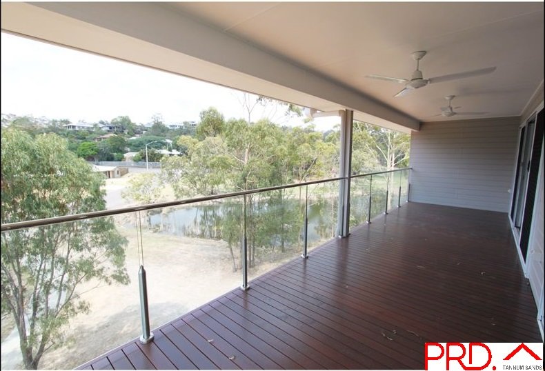 17a OUSTON Place SOUTH GLADSTONE 8