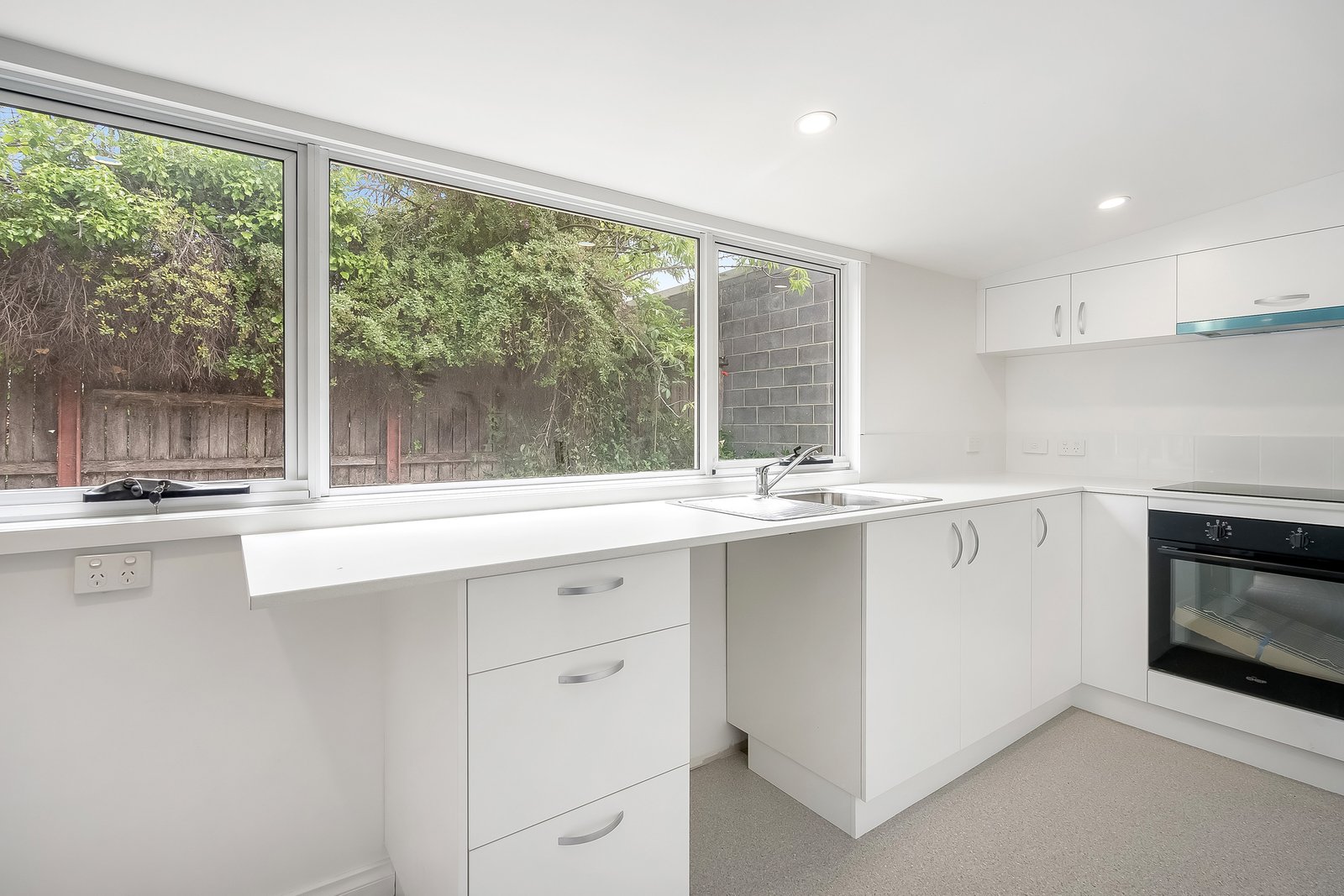 17A Pitt Street NORTH HOBART 2