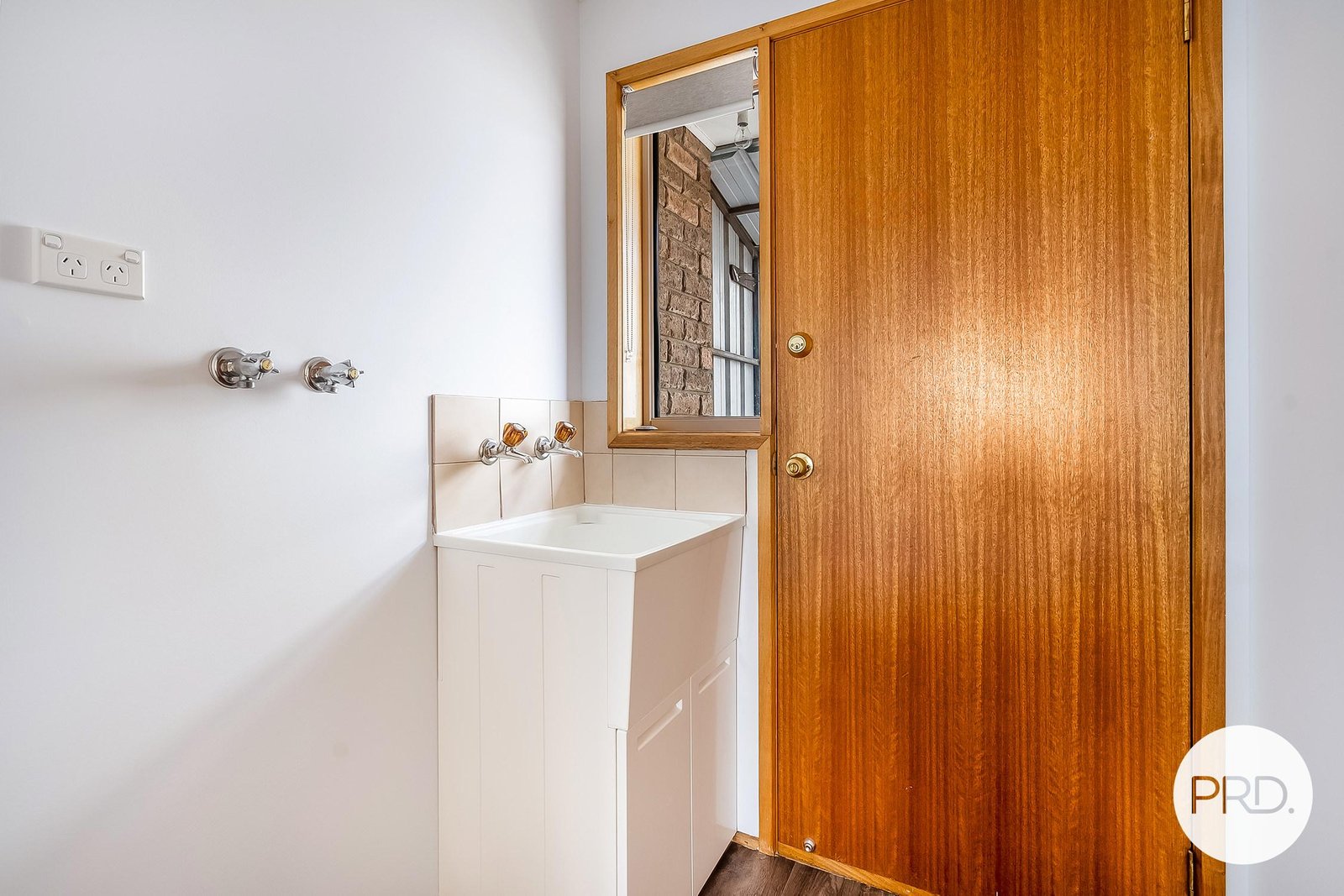 1/7a Riverway Road MONTROSE 8