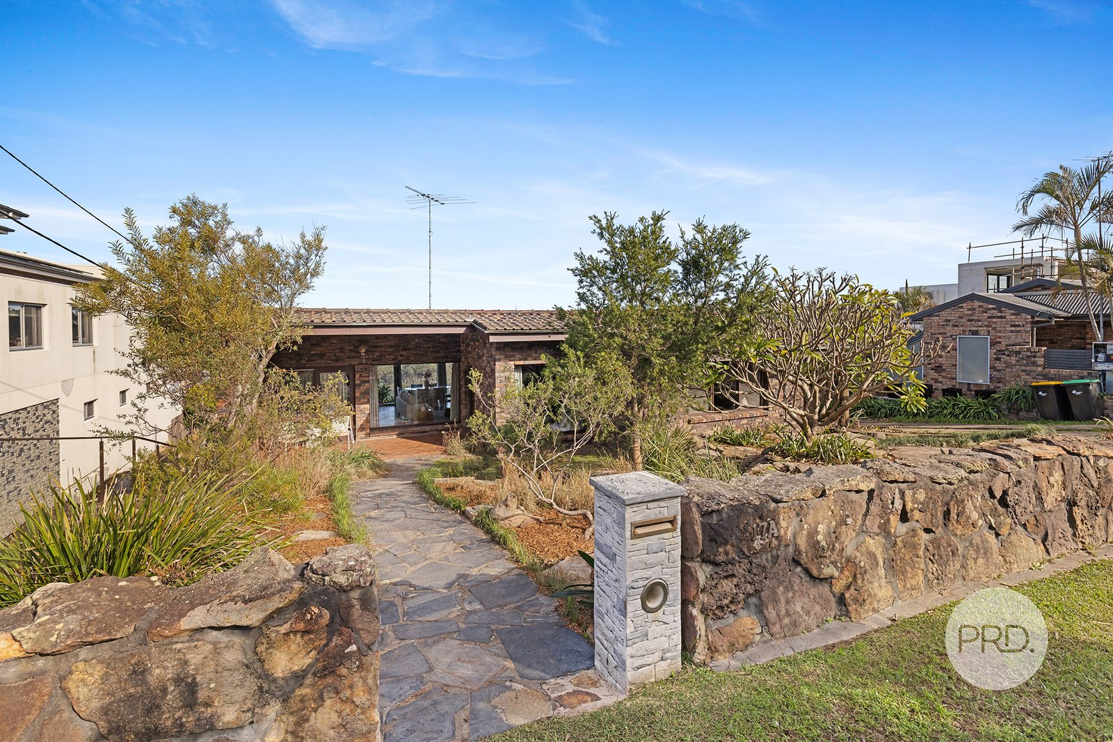 17A Woodlands Avenue LUGARNO 2
