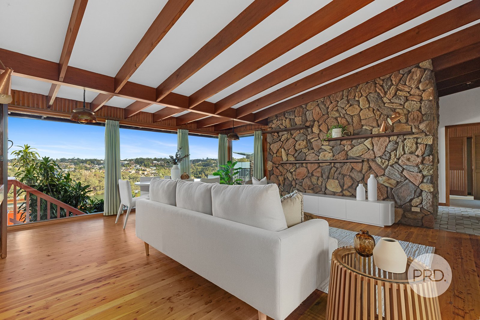 17A Woodlands Avenue LUGARNO 3