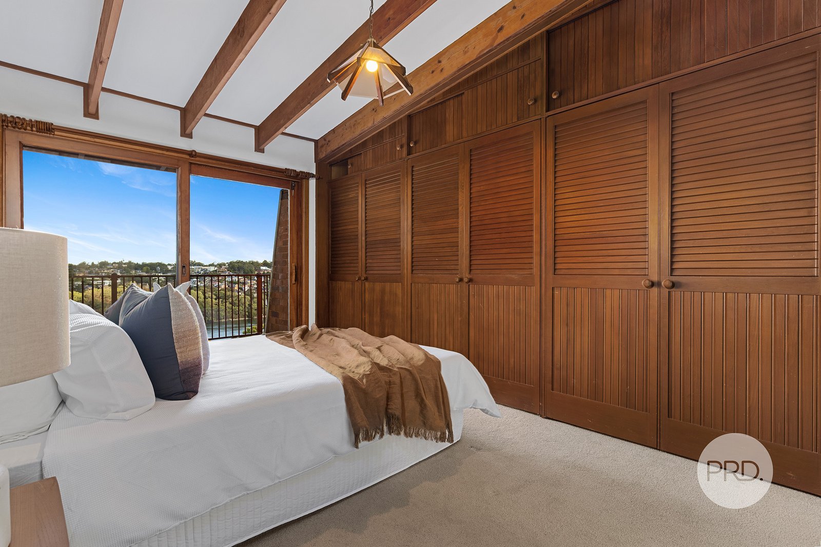 17A Woodlands Avenue LUGARNO 9
