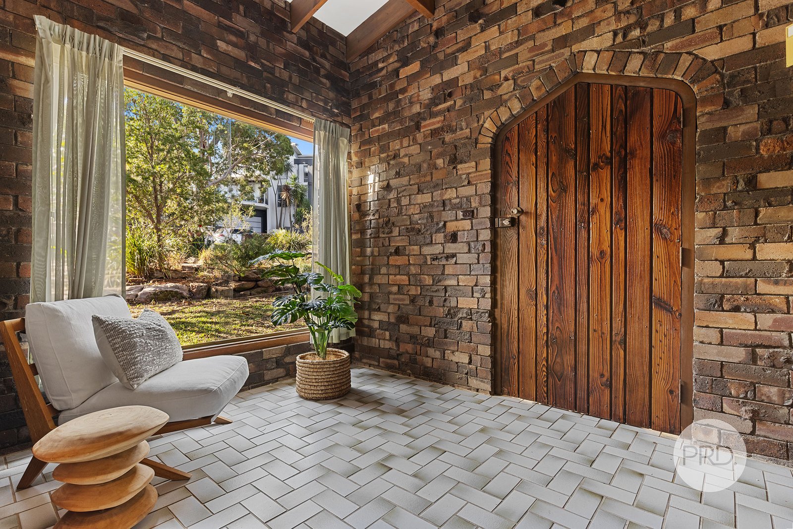 17A Woodlands Avenue LUGARNO 14