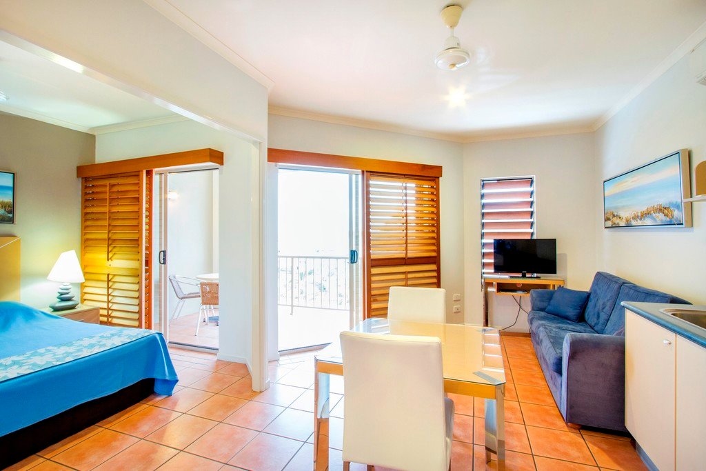 17A&B/14 Hermitage Drive AIRLIE BEACH 3