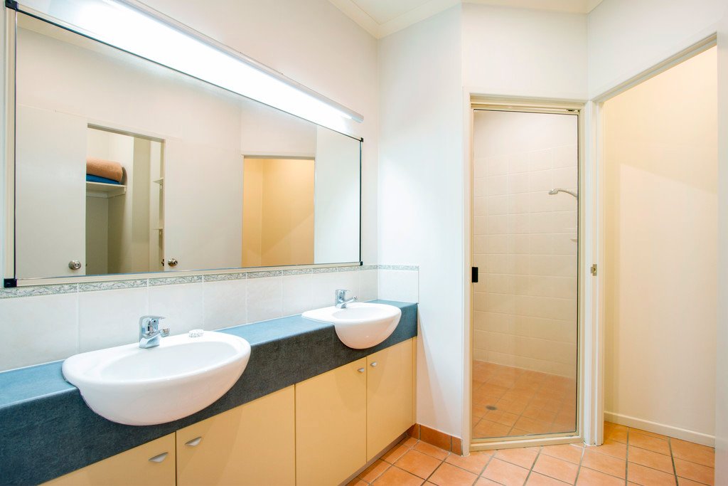 17A&B/14 Hermitage Drive AIRLIE BEACH 9