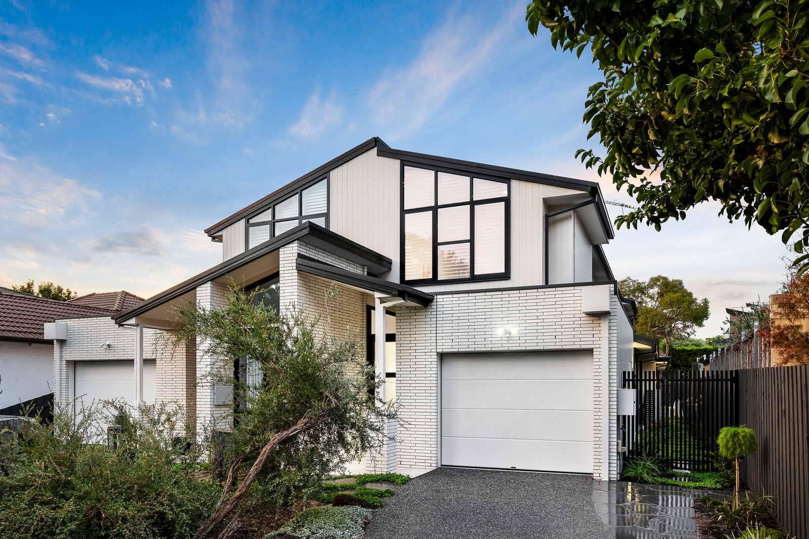 Gallery: 17b Anita Street