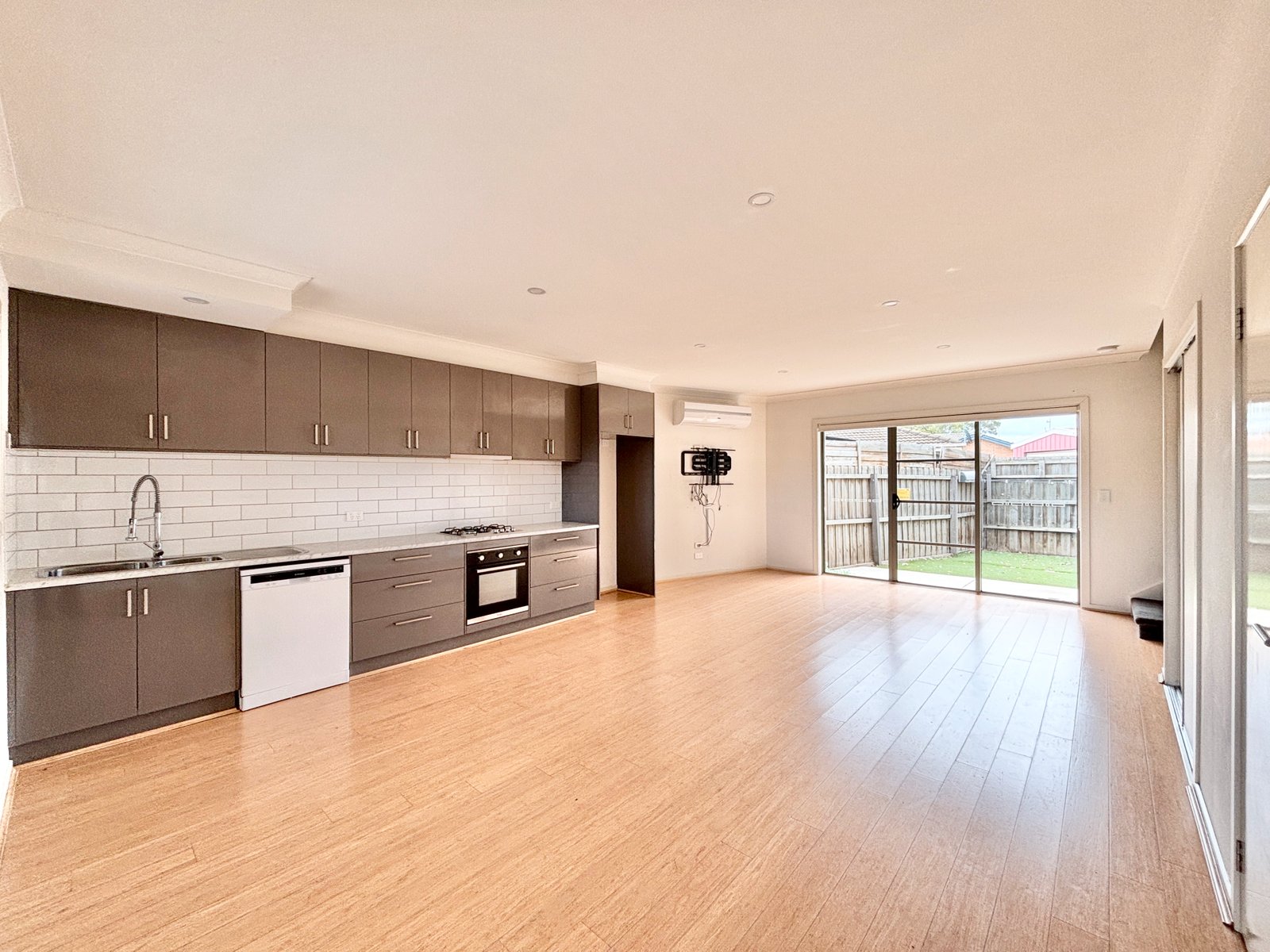 Gallery: 17B Armytage Street