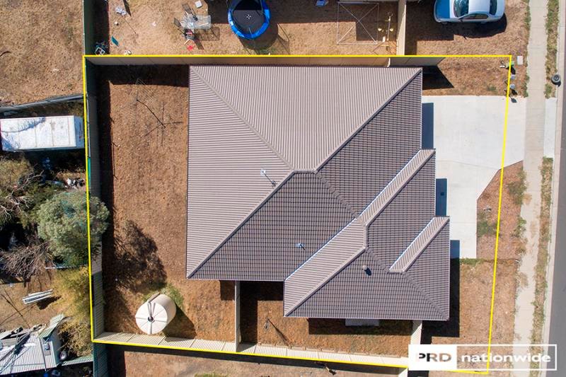 17b Goodwin Street TAMWORTH 6