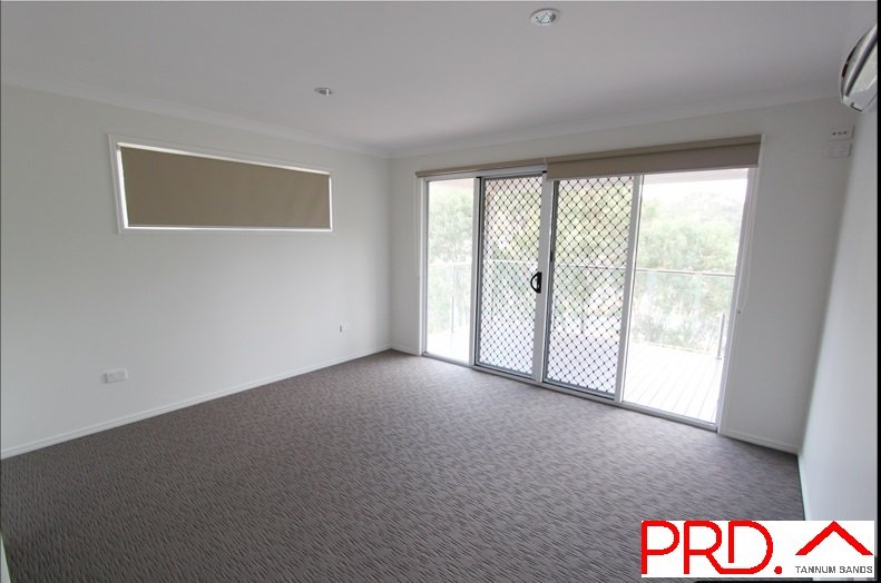 17b OUSTON Place SOUTH GLADSTONE 5