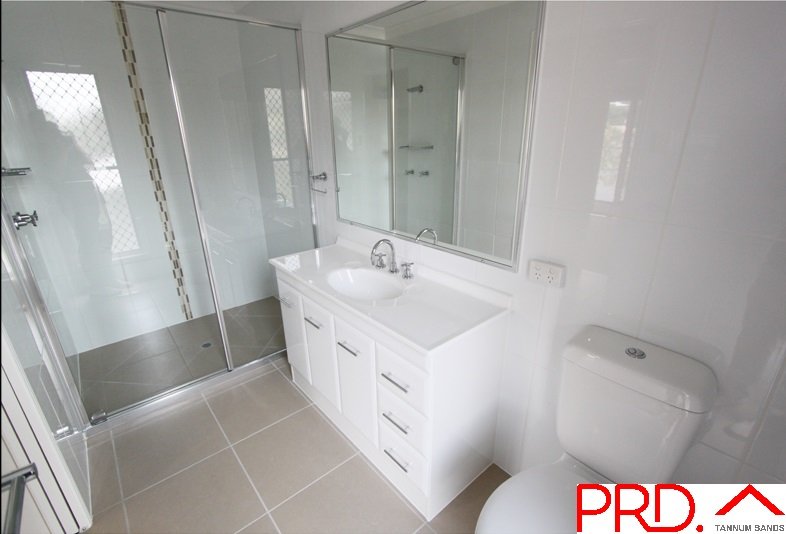 17b OUSTON Place SOUTH GLADSTONE 6