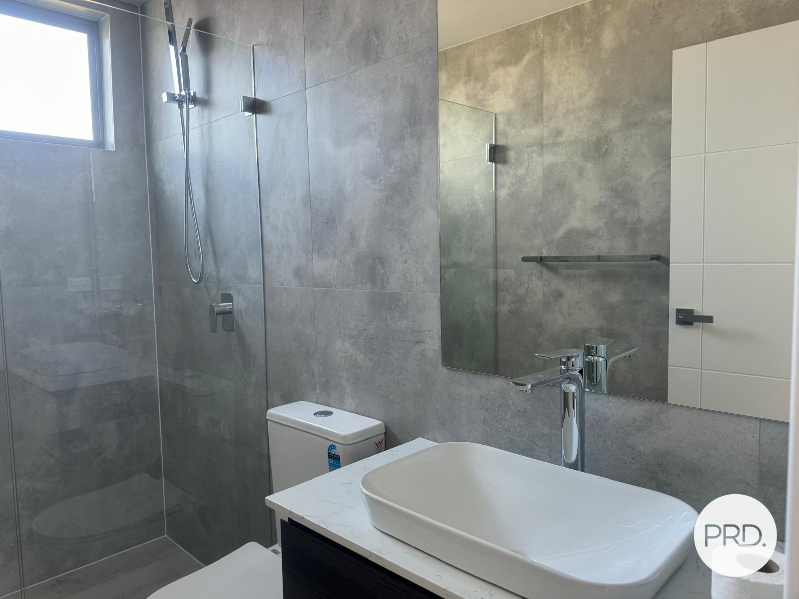 17B Porter Street MINTO 12