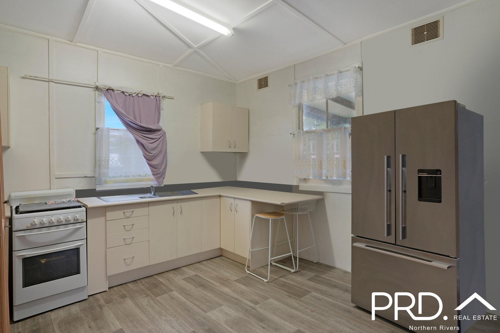 17B Saville Street GENEVA 5