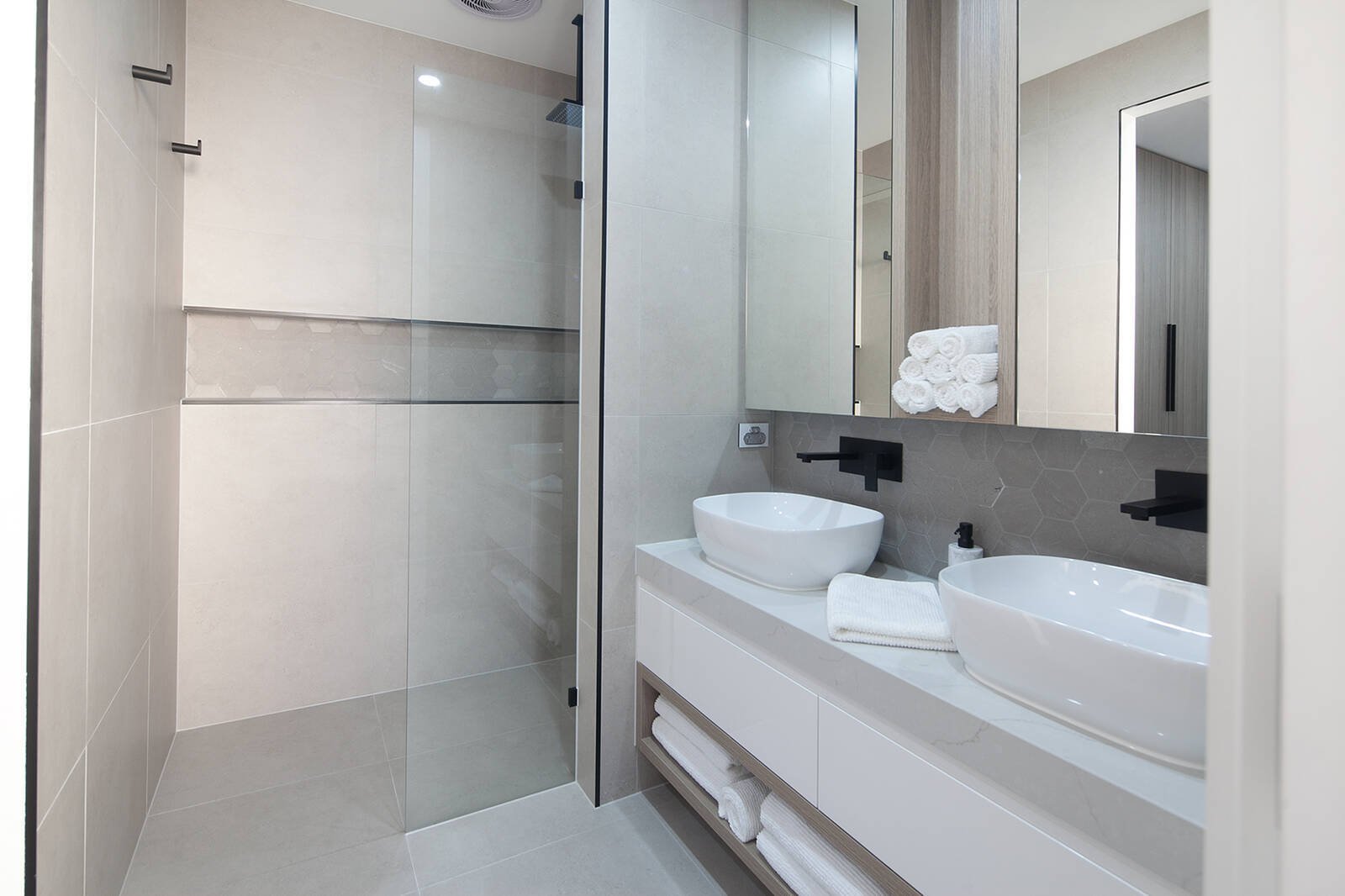 Real Estate and Property in 17B Waratah Street, Doveton, VIC