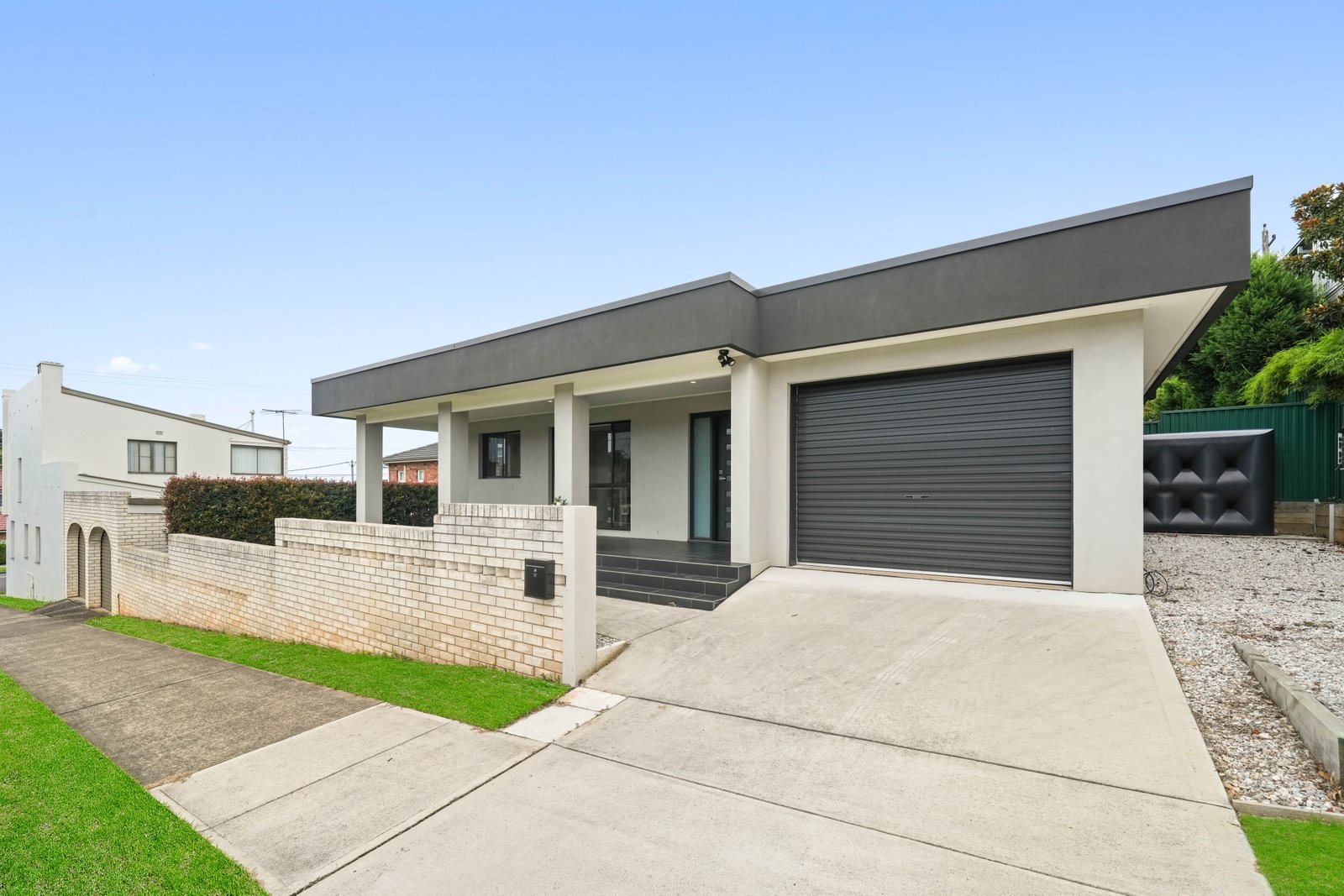17/Hunter Street  PENSHURST 1
