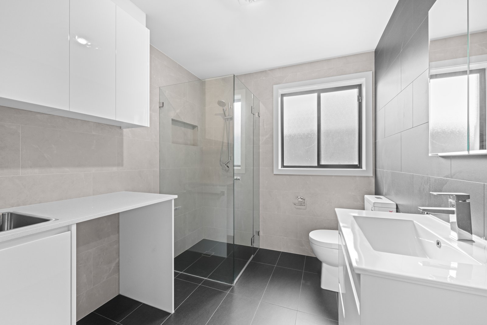 17/Hunter Street  PENSHURST 5