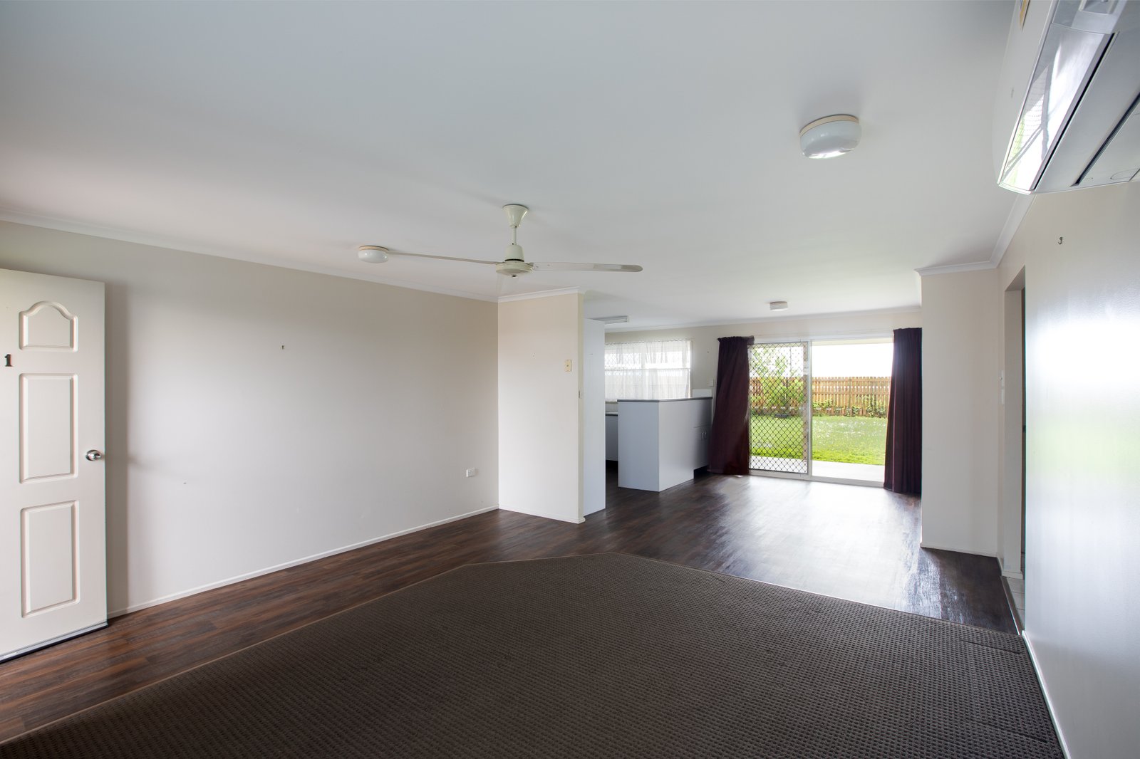 1/8-10 Gardenia Street PROSERPINE 11