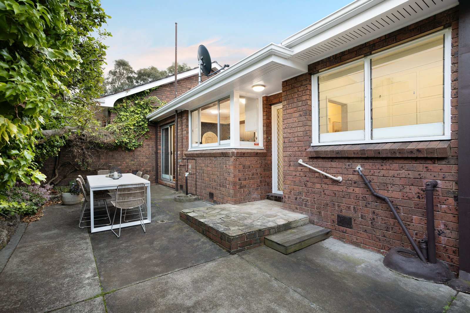 1/8-10 Hyslop Parade, Malvern East, 3145