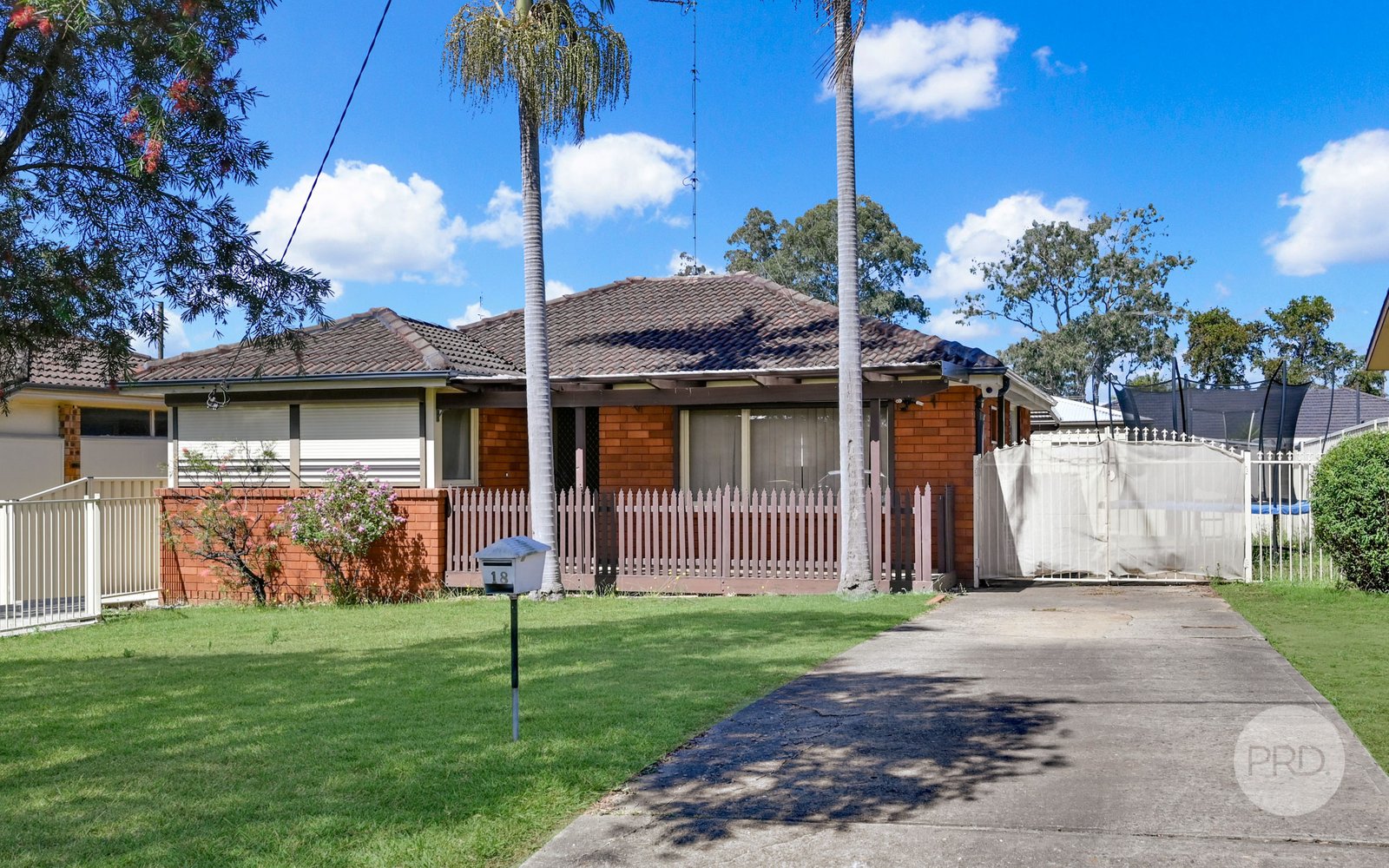 18 & 18A Banool Avenue SOUTH PENRITH 1