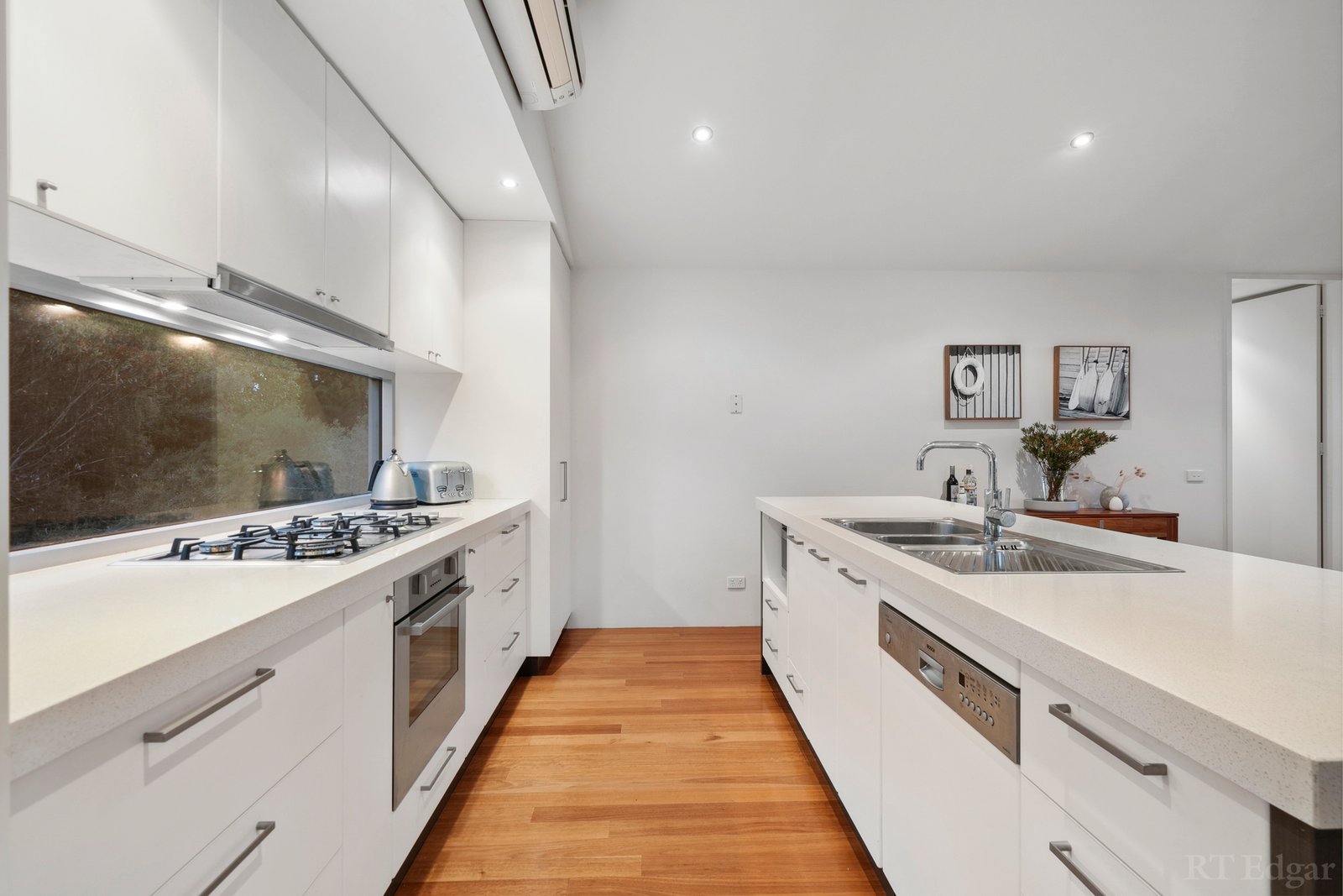 Real Estate and Property in 18-19 Sand Close, Indented Head, VIC