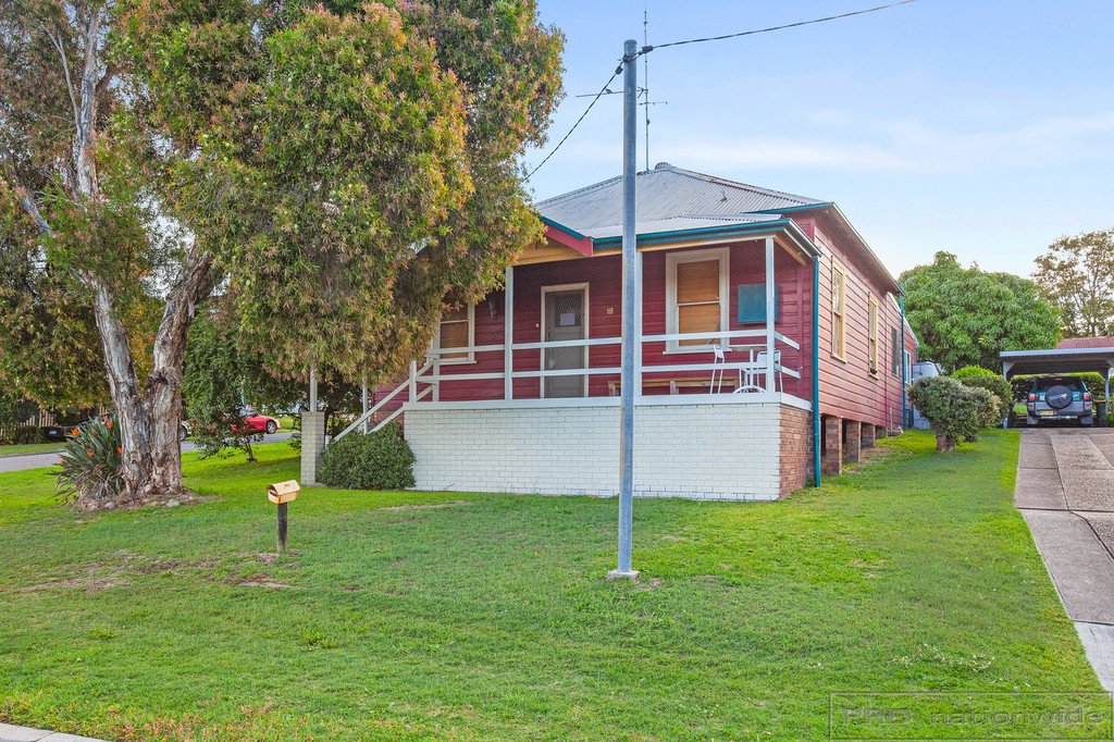 18 Aberglasslyn Road RUTHERFORD 1