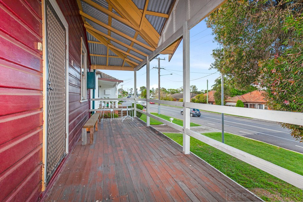 18 Aberglasslyn Road RUTHERFORD 8